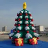 Gros éclairage LED arbre de Noël gonflable géant décorations de bonne année avec coffrets cadeaux et neige sur les feuilles