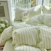 Sängkläder sätter söt seersucker bomull 4-stycken set enkel randig jacquard quiltplåt student sovsal 3-stycken