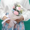 装飾的な花1PC人工仕上げの手編みのバラ花嫁の結婚式のための偽の花バレンタインデーギフト