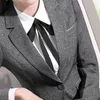 Lenshin 2 Stuk Dames Formele Broek Pak Kantoor Uniform Ontwerpen Vrouwen Busin Suits Donkergrijs Blazer Voor Werk Herfst Slijtage 96FS #