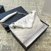Designers puffer handväska lyxiga mjuka läder underarmsäckar för kvinnors avslappnade högkvalitativa axelväskor trendiga damväskor gåvor