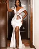 2024 Arabiska ASO EBI Plus Size White Illusion Mermaid Wedding Dress Beaded Crystals Sequined Brudklänningar Klänningar ZJ303