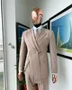 Traje de hombre de color caqui 2 piezas Blazer Pantalones One Butt Mixed Peaked Solapa Chaqueta delgada Fi Tuxedo Busin Novio de boda moderno x27H #