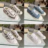 Designerskor Kvinnor Canvas Shoes Vintage Trainers Lace Up Flats Classic Sneakers Runner Trainer With Box Storlek 35-41