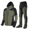 soft Shell Sports Sets Mens Winter Fleece Multiple Pockets Hooded Jackets Cargo Pants Outdoor Warm Waterproof Fishing Suits Male L9gf#