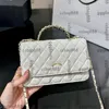 24p iriserende kleuren tweekleurig parel bovenste handgreep bakken woc tas portemonnee op ketting multi pochette kaarthouder rhinestone draai lock ghw crossbody schouder ijdelheid portemonnee 20 cm 20 cm