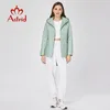 Astrid Veste de printemps pour femme 2023 Rembourré Demi-Seas Manteau matelassé court Femme Vêtements Femme Ceinture mince à capuche Parkas chauds 20335 M2jS #