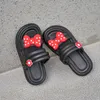 Pantoufles dames et sandales doux Bow pantoufle été décontracté confort semelle épaisse chaussures de plage femmes diapositives tongs chaussures
