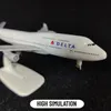 1 250 Modello di aereo in metallo Replica Delta Airlines B747 Scala di aeroplano Decorazione artistica in miniatura Diecast Aviation Giocattolo da collezione 240319