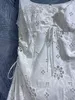 デザイナードレス2024夏の新しいヨーロッパの女性の白いレース刺繍中断ドレス