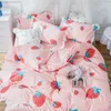 Ensembles de literie 2024 Est Quatre pièces Simple Coton Double Ménage Drap de lit Housse de couette Dortoir Fraise Rose