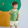 T-Shirts Amila 2 Stück Baby Jungen Outfits Sets 2023 Sommer Neue Sport Kurzarm T-Shirts + Shorts Kinder Patchwork Atmungsaktive Kleidung 0-6Y24328