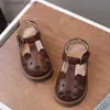 Sandali Sandali per ragazze estive Cartone animato Animale Coniglio Orso Scarpe da spiaggia per bambini Arco sano Sandali casual per ragazzi Q240328