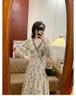 Lässige Kleider Französisch Retro Puffärmel Spitze Schlankes Blumenkleid Cottagecore Frauen Elegante Mode V-Ausschnitt Hohe Taille Pullover Lang