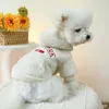 Vêtements pour chiens Blanc Sweat-shirt pour animaux de compagnie Manteau chaud d'hiver Yorkshire Deux jambes Cardigan Leashable Vêtements pour chiots Teddy Vêtements