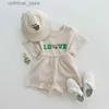 T-shirt 2023 Estate New Baby vestiti a maniche corte Set infantile carino lettera stampa magliette + pantaloncini 2 pezzi vestito bambina Waffle Outfits24328