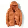 Männer Daunenmantel 2023 Herbst und Winter Licht Daunenjacke Männer mit Kapuze Daunensport Casual Große Größe Fi Mantel Männer Winterkleidung x06U #