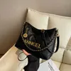 30% OFF Designer bag 2024 Handbags Baroness Korean Edition One Shoulder Leisure Embroidered Diamondback Chain with High Sense Tote Versatile Womens