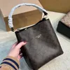 Hadley Willow Coache Dembag Designer Bucket Bag Straf stem stem Женская сцепление кожа Pochette tote роскошная сумка для плеча высококачественная мужская кошелька