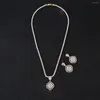 Ketting Oorbellen Set Xuping Sieraden Charme Bloem Stud En Sieraden Verguld Voor Vrouwen Bruiloft Geschenken