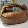 BottegVenetas Teen Jodie Knotted Underarm Handbag 7A Woven Genuine Leather Leather the Latest Knitted Is Made of All Cow Leather and Does Not Match the Soft Art Han