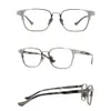 Montature per occhiali da sole alla moda Belight Optical Men Japan Design Vintage Square Retro Titanium con montatura per occhiali in acetato Precription 320q
