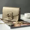 Diseñador de moda Mujer Mini City Cadena Bolsa de cuero Axila Solo hombro Bolsos cruzados Cartera lujosa y minimalista Bolsos Cartera de alta calidad