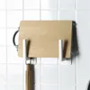 Ganci 1 pz Accessori autoadesivi da cucina Portarotolo di carta Portasciugamani Bagno WC Stoccaggio Utensili da cucina