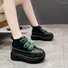 Sapatos casuais femininos outono sola grossa muffin papai estilo explosivo europeu aumentando botas de tornozelo curto legal tênis de alta qualidade