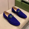 Designer Uomo mocassini scarpe Scarpe eleganti di lusso Comoda pelle di vacchetta Fibbia in metallo Banchetto Moda casual Mocassino con morsetto ad incastro