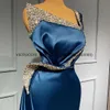 Królewskie Blue Women's Evening Dres Elegancka syrena z rękawem Satinowa plisowana błyszcząca koralika String Princip