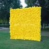 Fiori decorativi Sfondo giallo Fiore artificiale Muro Crisantemo Decorazione festa nuziale Disposizione margherita Scatola di cartone di lusso 2 pezzi