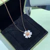 Designer Brand Van Flower Necklace 925 Sterling Sterling Plaxed 18k Gold Shell White Sunflower Six Petal Collar Chain con logo