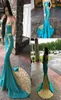 Hunter Green Satin Mermaid Long Prom Dresses 2020 Off The Shoulder Gold 3D Floral Lace Applique Pärled Formal Long Party Evening D6120891