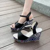 Sandalen Drucken Zufällige Frauen Super High Heels Schuhe 2024 Sommer Keile Hausschuhe Kleid Pumpen Flip-Flops Femme Zapatillas Rutschen