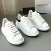 Nouvelles chaussures de créateurs Chaussures De Espadrilles Casual Noir Blanc Hommes Femmes Veet Daim Chaussures Casual Taille 36-45
