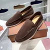 Mocassins en daim à bout rond pour hommes et femmes, chaussures décontractées, plates, pour printemps et été, vacances en plein air, confortables, chaussures de marche pour paresseux, 2024