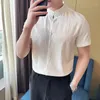 メンズカジュアルシャツ2024夏の半袖スリムフィットシャツの男性服スタンディングカラービジネスソーシャルタキシード