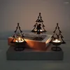 Świeczści Świąteczny żelazny uchwyt Święty Mikołaj Elk Xmas Tree Candlestick Merry Decoration Tabletop Ozdoby szczęśliwego roku