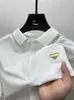 Herren Polos Licht Abzeichen Gedruckt Kurzarm Polo Shirt Für 2024 Sommer Modische Revers Einfarbig Casual T-shirt