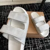 Pantofole sandali con plateau da donna da spiaggia estiva Pantofole ciabatte casual in vera pelle a forma di rombo da esterno Designer di lusso scarpe nere alla moda con scatola