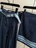 Vaqueros de mujer 2024 Otoño/Invierno azul profundo con cinturón cintura alta pantalones sueltos de pierna ancha para mujer