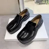 Zapatos Casuales Mocasines Versátiles De Moda De Ocio con Cordones Planos De Patente De Cuero Pequeño Estilo Británico con Punta Dividida para Mujer