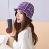 Berets Ladies Knitted Hat Hollow Out Wear-resistant Crochet Knitting Flower Pattern Bucket For Outdoor