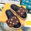 zomer Slippers luxe Designer zonnige strandsandaal Kussen Zwembad glijdt vintage schoen heren damesmode zachte platte schoenen