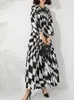 Miyake 주름 Maxi Long Dress Fashion Printed Sleeved Oneck 풀오버 허리 철수 드레스 2024 복장 240318