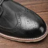 Scarpe da uomo brogue scarpe da moda comode mocassini da uomo 2023 uomini casual scarpe