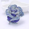 Broches Broches Haute qualité Mode Alliage De Luxe Bleu Rose Strass Rose Broche Atmosphérique Bleu Fée Dame Costume Manteau Accessoire Pin Y240329