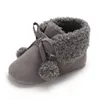 Laarzen Baby Boy Girl Schoenen Zachte zool Winter Warm Katoen Antislip onderkant Sneakers Mode Pompom Met Pluizige Bal Enkel