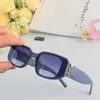 Designer solglasögon för kvinnor Y099 turist oval solglasögon lyx mode vintage polariserade överdimensionerade brev senior nyanser uv skydd
